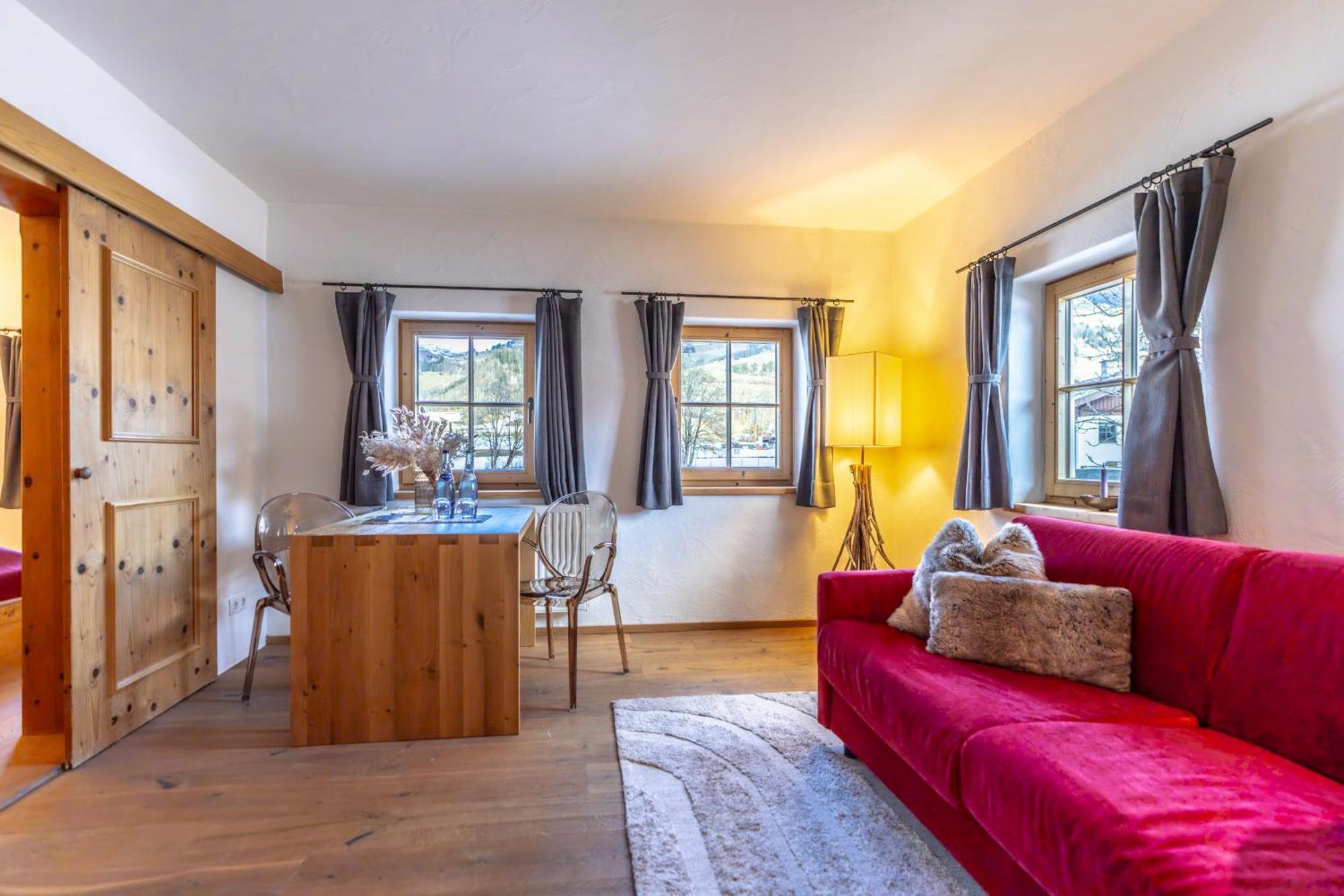 Gasthof Auwirt In Aurach Aurach bei Kitzbuehel Exterior foto