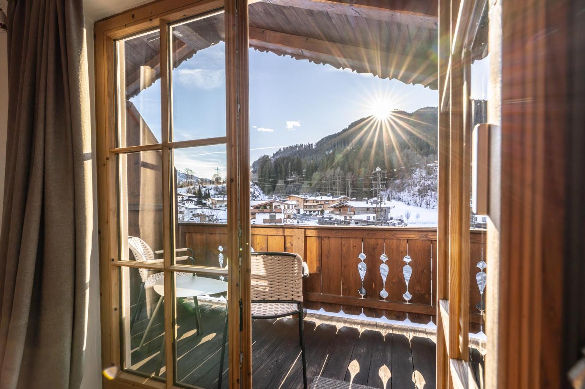 Gasthof Auwirt In Aurach Aurach bei Kitzbuehel Exterior foto